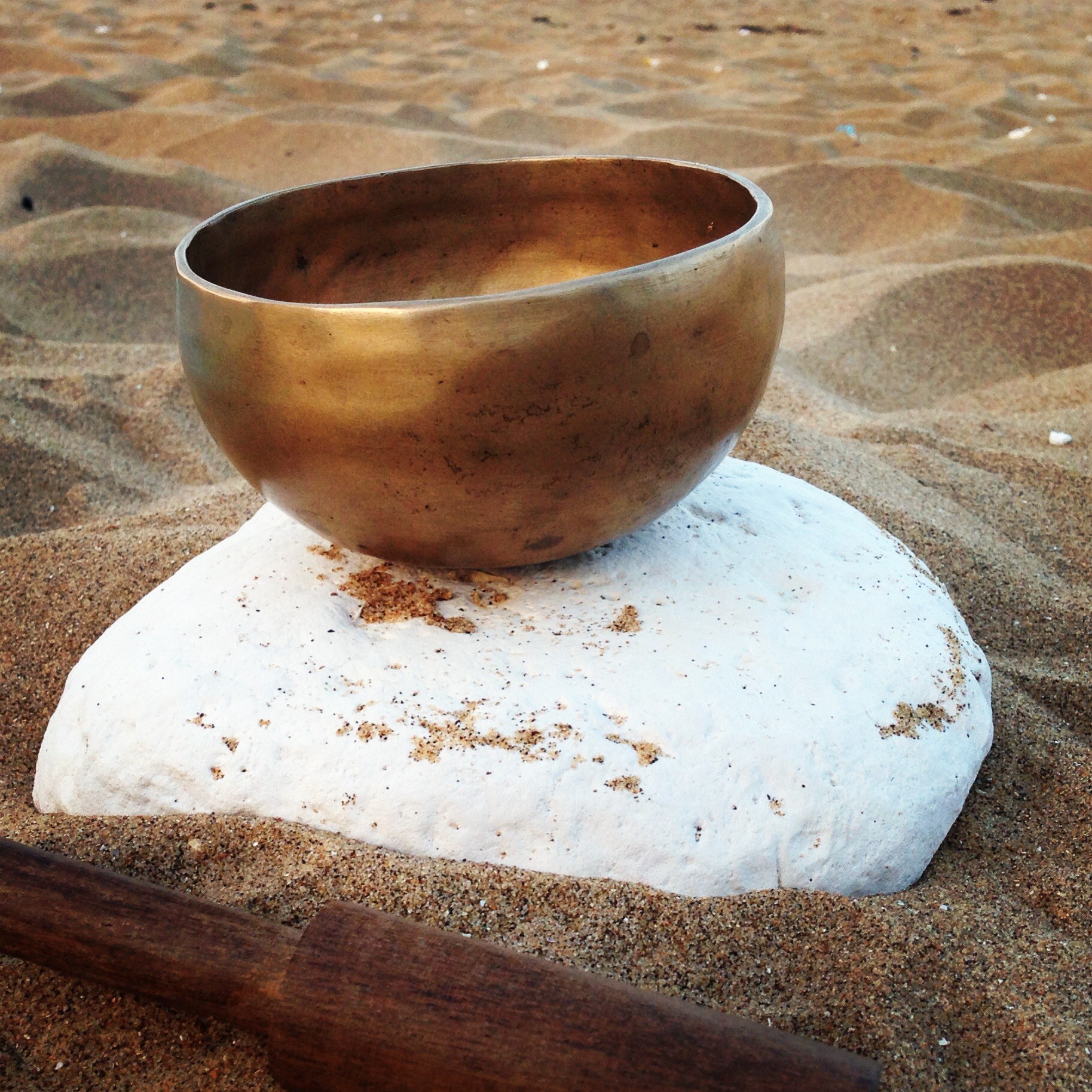 mindul thanet gong on botany bay.JPG