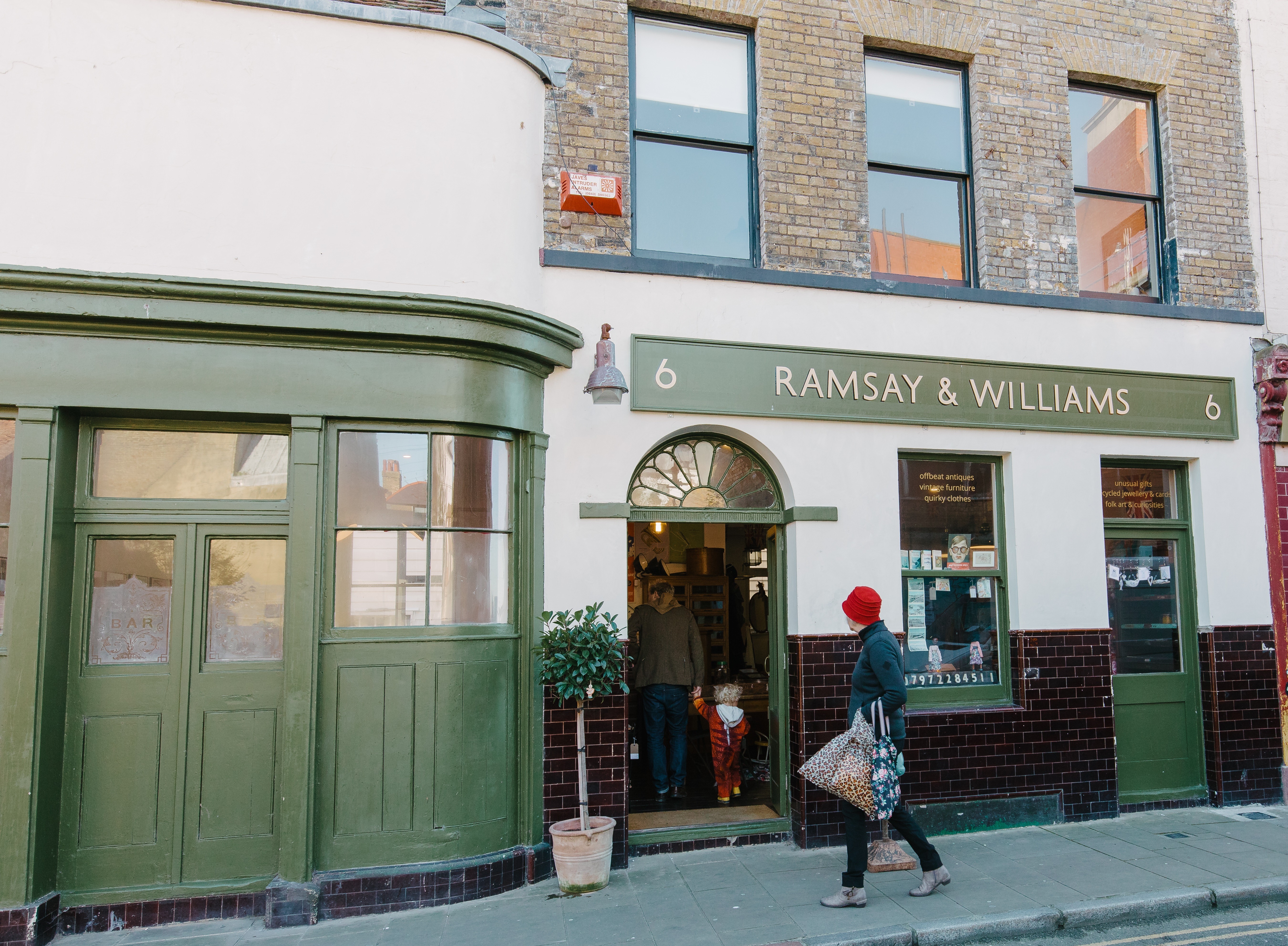 Ramsay and Williams.jpg