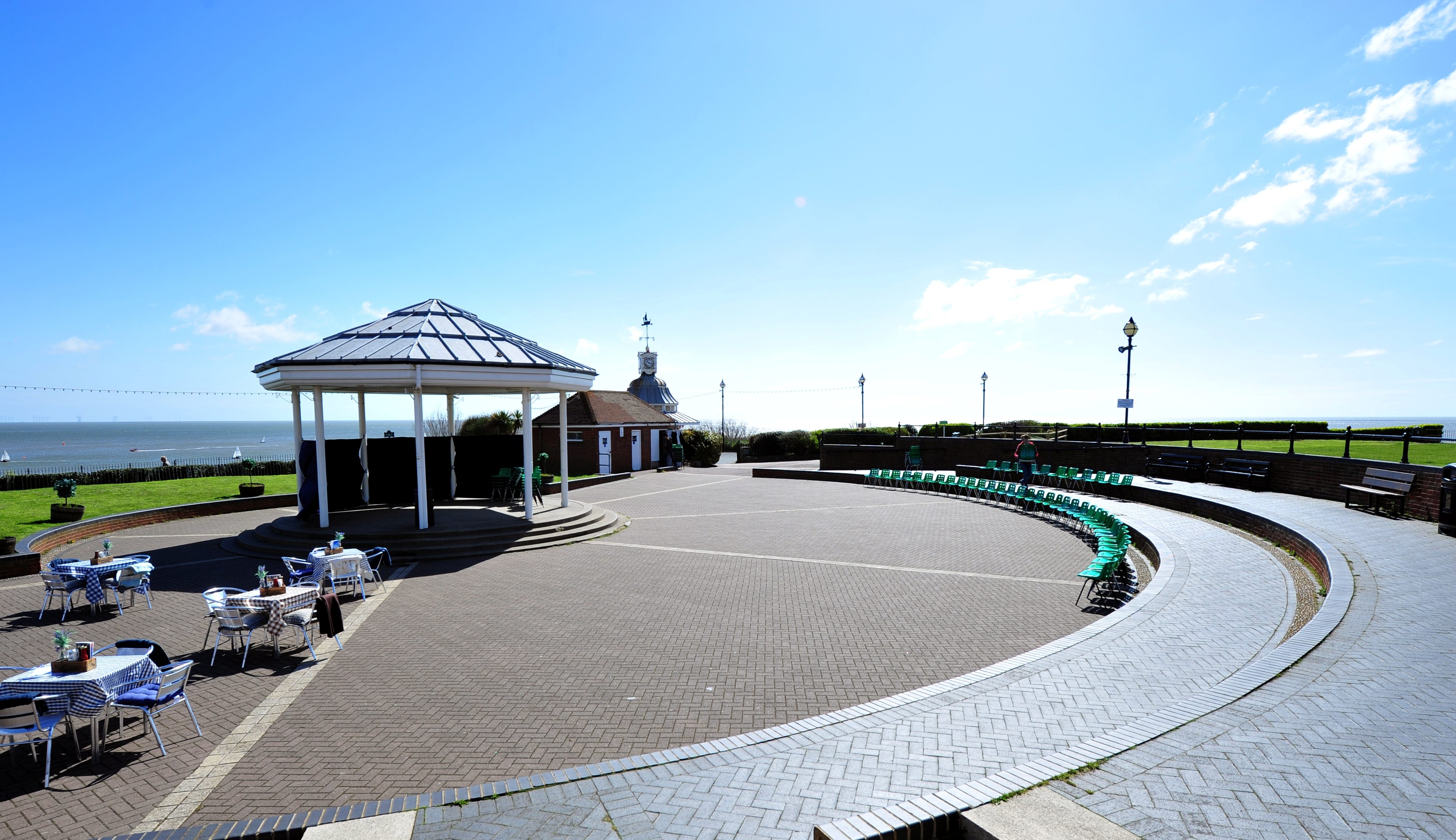 broadstairs-bandstand.jpg