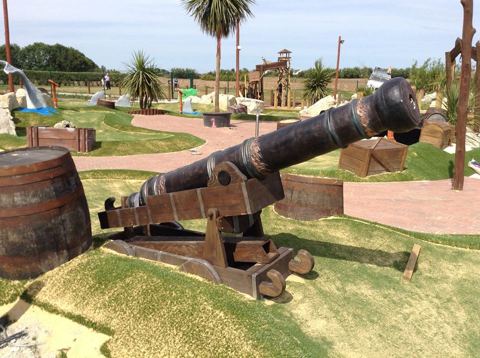 manston-golf-cannon.jpg