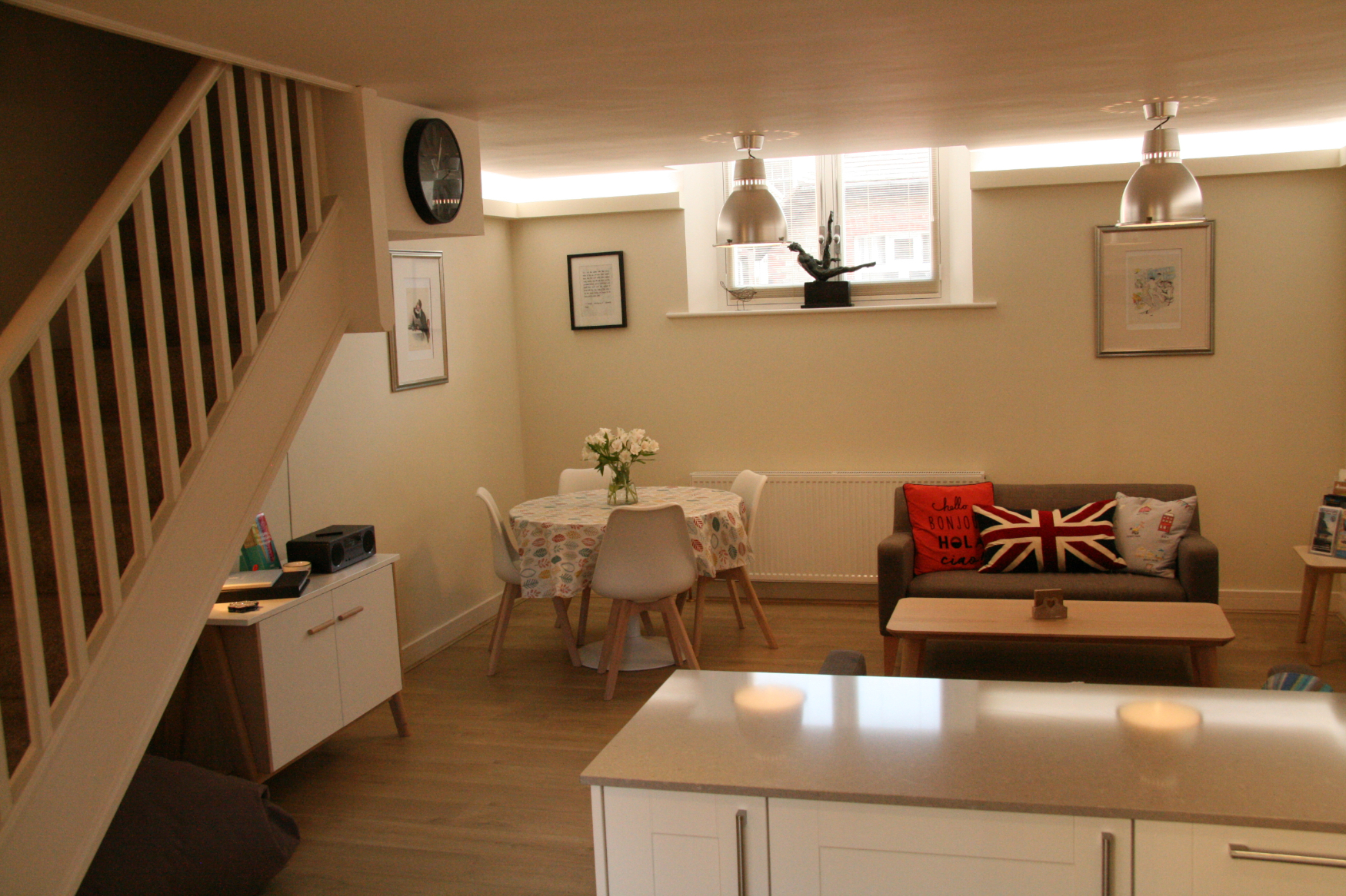 Old School Mews Lounge