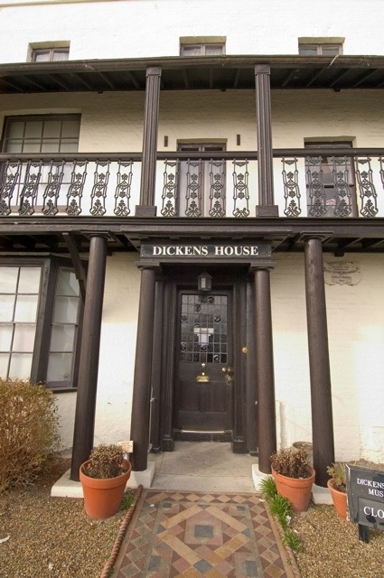 Dickens House Museum front door.JPG